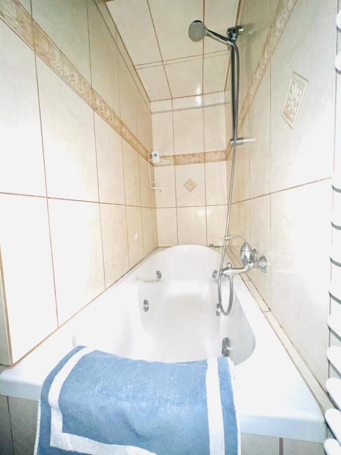 Neoclassical 2Bed In Kallimarmaro Atina Dış mekan fotoğraf